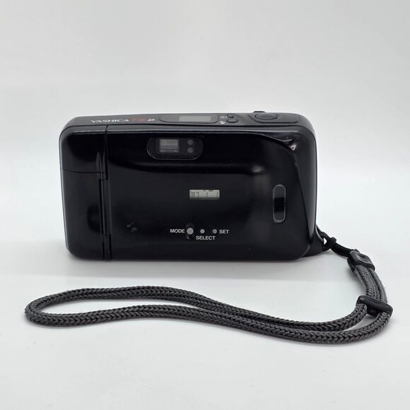 Yashica T4D 35mm Point & Shoot Camera Carl Zeiss Tessar 35mm f3.5 - Picture 6 of 9